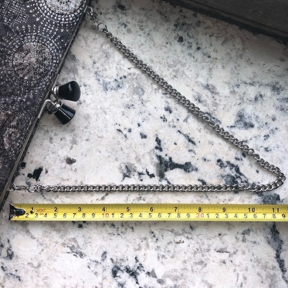 NWOT White House Black Market Evening Clutch With Removable Chain - Picture 6 of 9